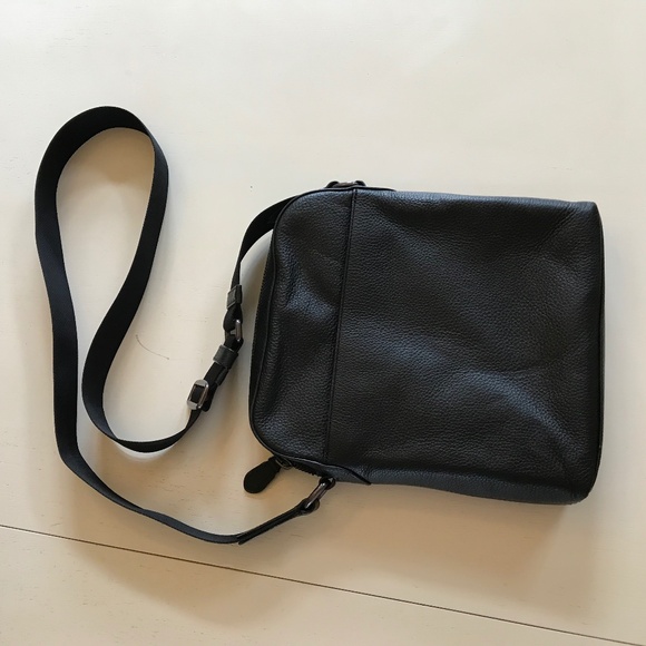 COACH BLACK HOUSTON FLIGHT BAG - Picture 11 of 12